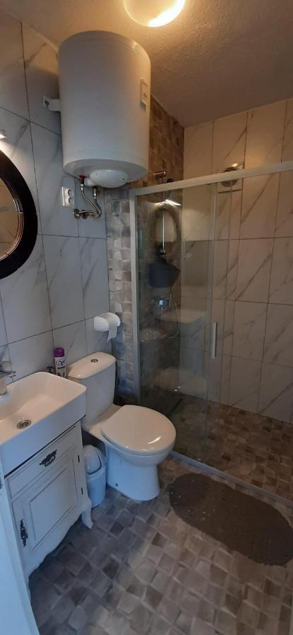 Apartment Mezaroca Rogoznica  Exterior foto